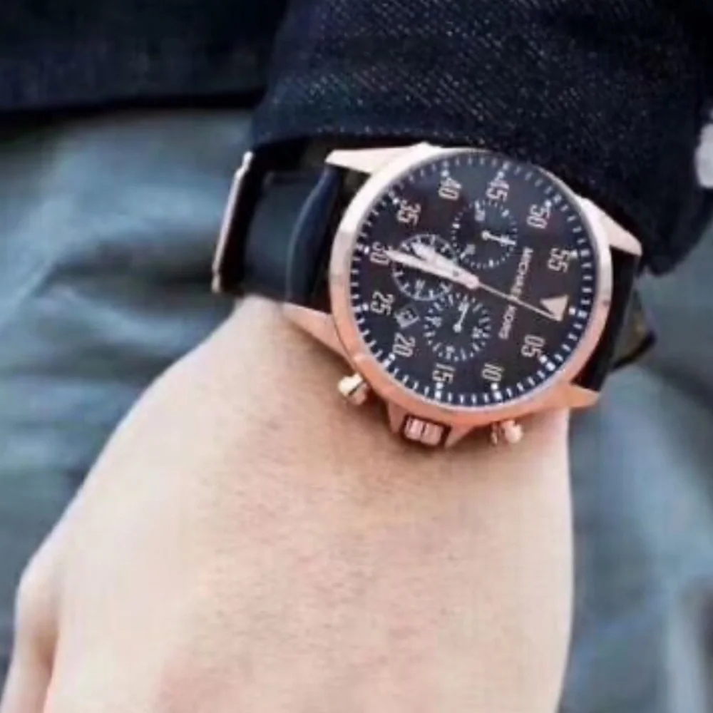 MICHAEL KORS • Black Leather Access Gage Rose Gold Hybrid Smart Watch